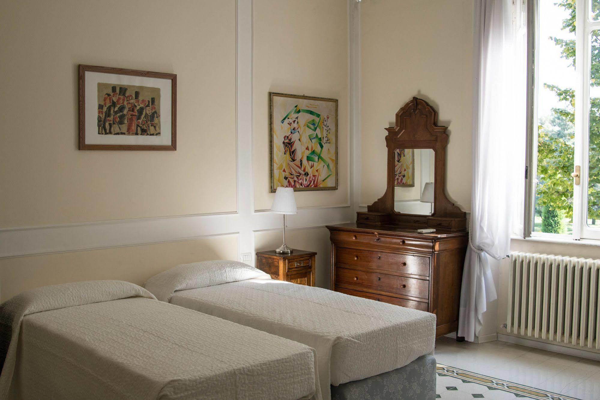 Villa Verganti Veronesi Inveruno Bagian luar foto